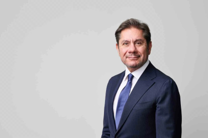 Akbank sendikasyon kredisini 1 milyar doları aşan taleple yeniledi
