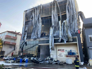 Kocaeli’de 7 kişinin hayatını kaybettiği fabrika yangını davasında 1 tahliye