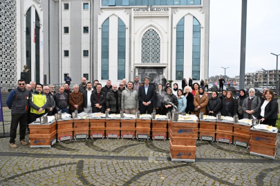 Kartepe’de üreticilere arıcılık ve ekipman desteği sağlandı
