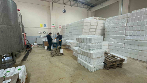 Bursa Büyükşehir fiyatı artan gübrede çiftçinin yanında