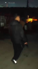 Küçükçekmece’de sokakta uzun namlulu silahla dolaştı, o anları kayda aldı