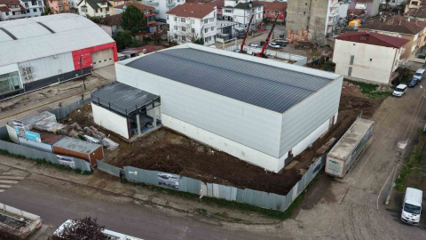 Başiskele’de "Genc-i Âlâ Kapalı Spor Salonu" yükseliyor