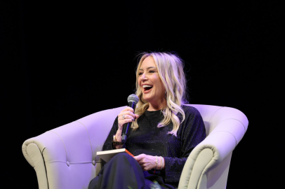 Çekmecem’de Kitap Var’ın Konuğu Saba Tümer oldu