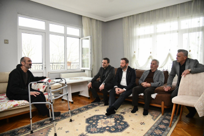 Başkanı Özlü’den hastalara moral ziyareti