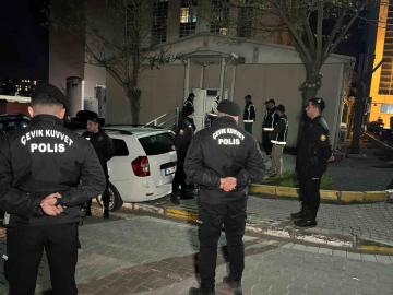 Uyuşturucu ve fuhuş soruşturmasında gözaltına alınan ünlü isimler sağlık kontrolünden geçti