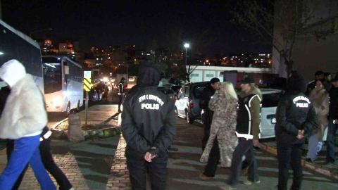 Uyuşturucu ve fuhuş soruşturmasında gözaltına alınan ünlü isimler adliyeye sevk edildi