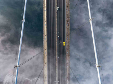İstanbul’daki yoğun sis Boğaz’da görsel şölen oluşturdu