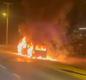 Tekirdağ’da korkutan yangın: Seyir halindeki araç alev topuna döndü