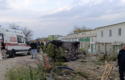 Bandırma’da takla atan otomobil sürücüsü yaralandı
