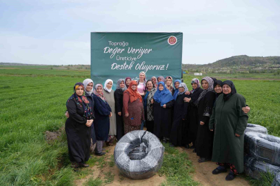 Yeniköylü çiftçilere sulama borusu dağıtıldı