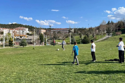 Bilecik’te koruma altındaki çocuklar doğa ve futbolla buluştu
