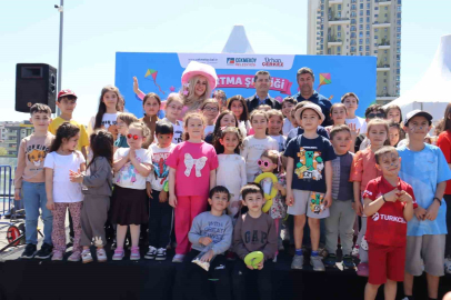 Çekmeköy’de gökyüzü çocukların bayramına sahne oldu