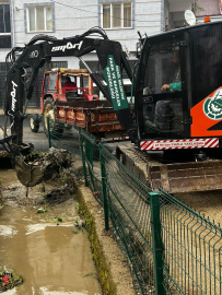 Cerrah’ta sulama kanalları temizlendi