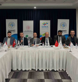 Edremit’te stratejik zirve