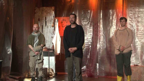 Beyoğlu Emniyet Müdürlüğü polis teşkilatı için sahnelenen ‘Maskeliler’ oyunu ilgi gördü