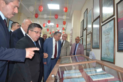 BAÜN İlahiyat Fakültesinden ünlü çizer Hasan Aycın’a vefa
