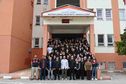 Gaziantep’te öğrencilere jandarma mesleği tanıtıldı
