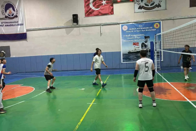 Şuhut Belediye Hisar Spor’da hedef şampiyonluk
