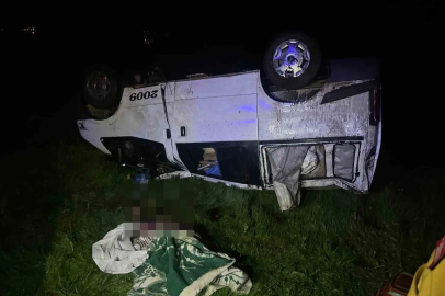 Varto’da kamyonet takla attı: 1 ölü, 1 yaralı
