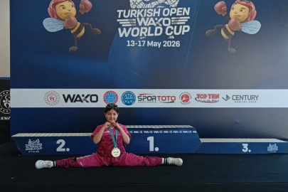 Dünya 2’ncisi olan minik Eda’dan Denizli’ye çifte gurur
