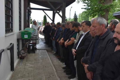Sakarya’daki fabrika patlamasında hayatını kaybeden işçi toprağa verildi
