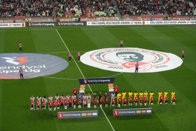 Trendyol Süper Lig: Samsunspor: 0 - Göztepe: 0 (Maç devam ediyor)
