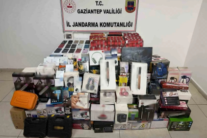 Gaziantep’te 1,2 milyon TL değerinde kaçak malzeme ele geçirildi: 1 gözaltı
