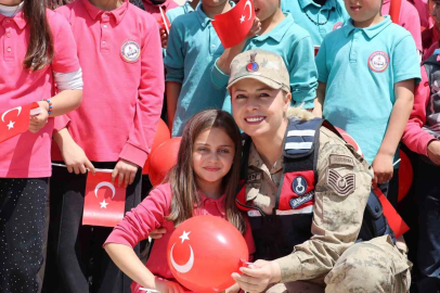 Siirt’te Milli Aile Haftası kapsamında çocuk ve ailelere yönelik eğitimler düzenlendi
