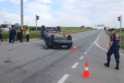 Tekirdağ’da kamyonetle çarpışan otomobil ters döndü: 1 yaralı
