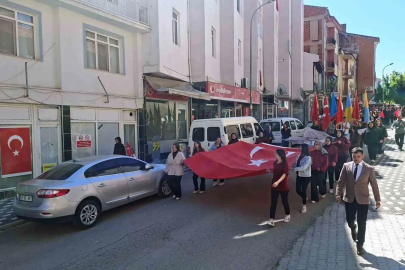 Hisarcık’ta Gençlik Yürüyüşü düzenlendi
