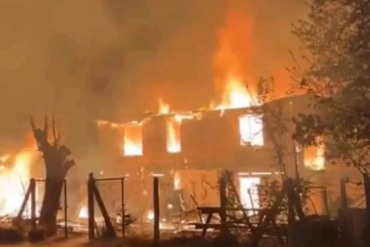 Karabük’te korkutan yangın : 2 ev ve samanlık kül oldu
