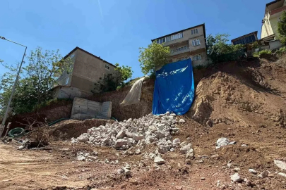 İzmit Belediyesi’nden 56 kişiyi evinden eden toprak kaymasına ilişkin açıklama
