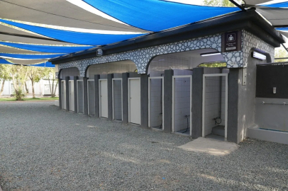 Arafat’ta yüksek klimalı ve koltuklu çadır hizmeti, kavurmalı pilav ikramı
