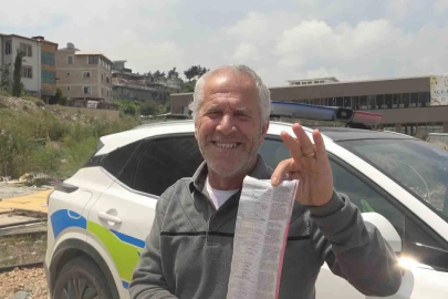 İlk kez ceza yiyen sürücü 4 bin TL’lik hız cezası için polis ekiplerini tebrik etti
