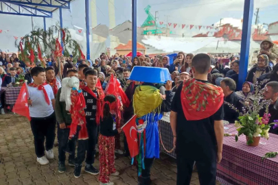 Binlerce yıllık Anadolu geleneği ‘Yağmur Gelini’ Denizli’de yaşatıldı
