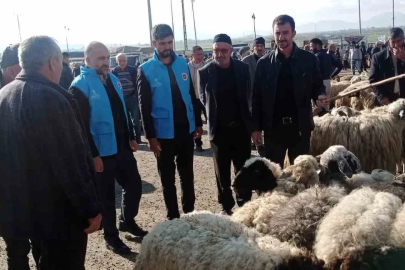Çaldıran’da din görevlileri vatandaşı bilgilendirdi

