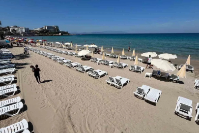 Kuşadası bayrama hazır
