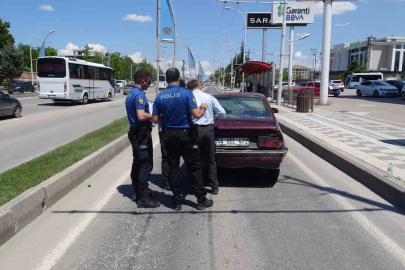Malatya’da yolcu otobüsü ile otomobil çarpıştı: 5 yaralı
