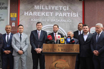 MHP’de bayramlaşma
