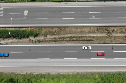 TEM’in Düzce geçişinde arefe günü trafik akıcı ilerliyor
