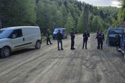 Düzce’de uçurum kenarında erkek cesedi bulundu
