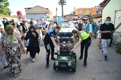 Kocaeli polisinden lösemi hastası minik Halime’ye bayram sürprizi
