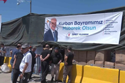 Ümraniye’de hijyenik ortamda kurban kesimi
