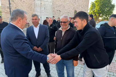 BBP Genel Başkanı Destici memleketinde vatandaşlarla bayramlaştı
