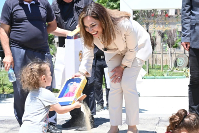Başkan Yüceer vatandaşlarla bayramlaştı
