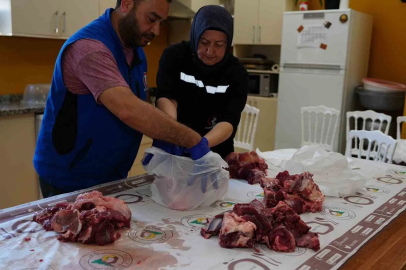 Düzce’de bağışlanan kurban payları ihtiyaç sahiplerine ulaştırılıyor
