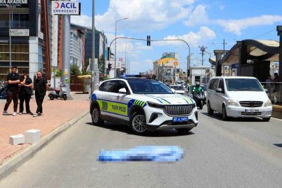 Yolun karşısına geçmek isteyen 13 yaşındaki çocuk kazada hayatını kaybetti
