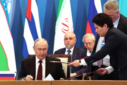 Avrasya Ekonomik Birliği üyesi ülkelerin liderleri Astana’da bir araya geldi
