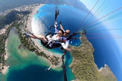 Fethiye’de 7 günde 8 bin 435 kişi yamaç paraşütü yaptı
