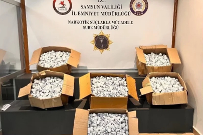 Samsun’da kiralık araçtan 225 bin uyuşturucu hap çıktı
